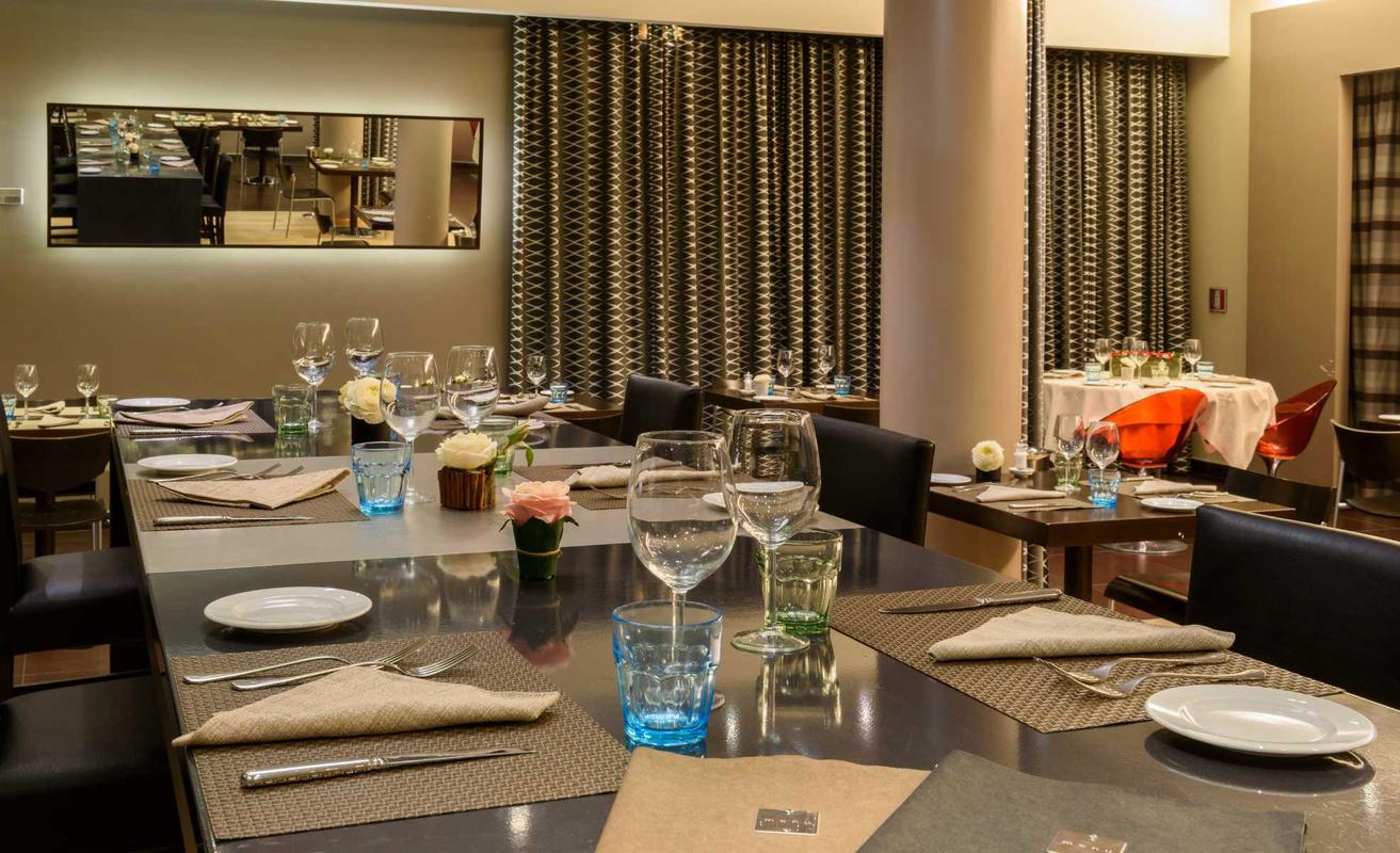 Eagle Restaurant  First Hotel Malpensa Somma Lombardo Eagle Restaurant  First Hotel Malpensa Somma Lombardo