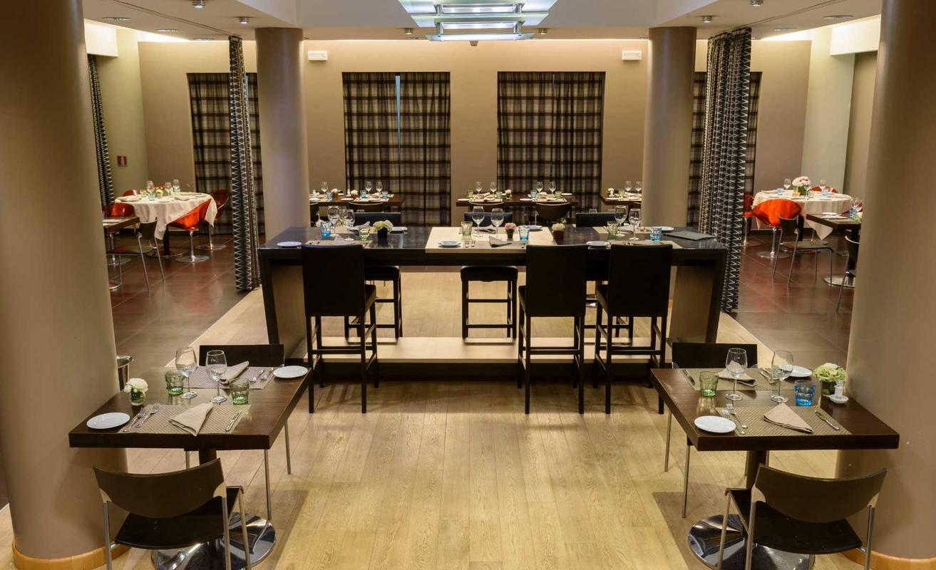 Eagle Restaurant  First Hotel Malpensa Somma Lombardo Eagle Restaurant  First Hotel Malpensa Somma Lombardo