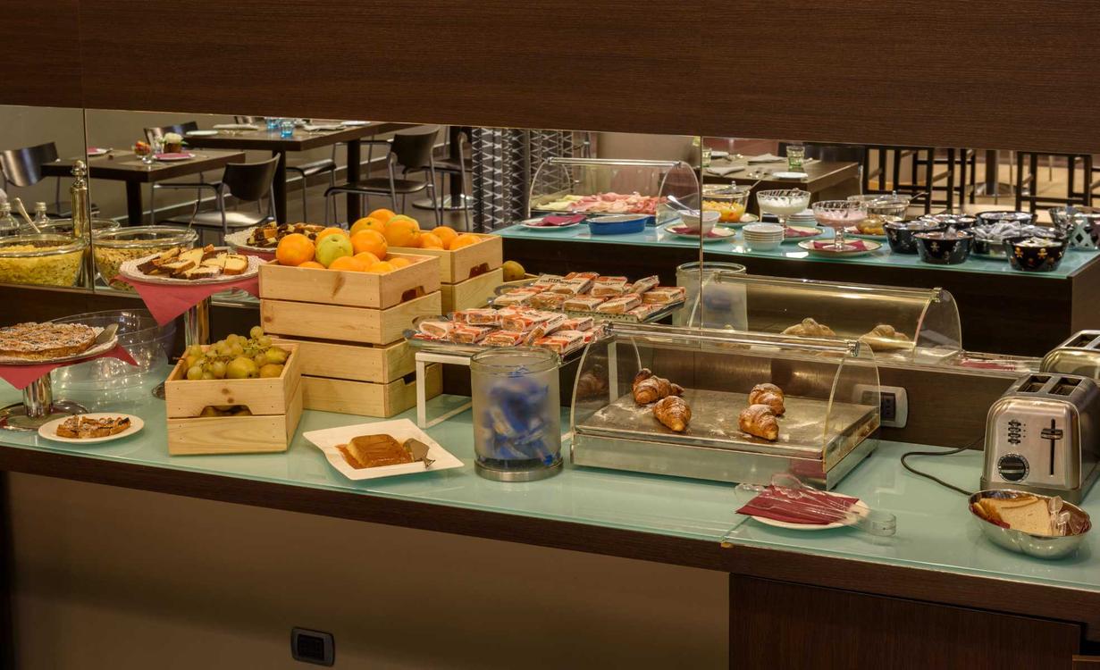 First Hotel Malpensa Somma Lombardo   First Hotel Malpensa Somma Lombardo