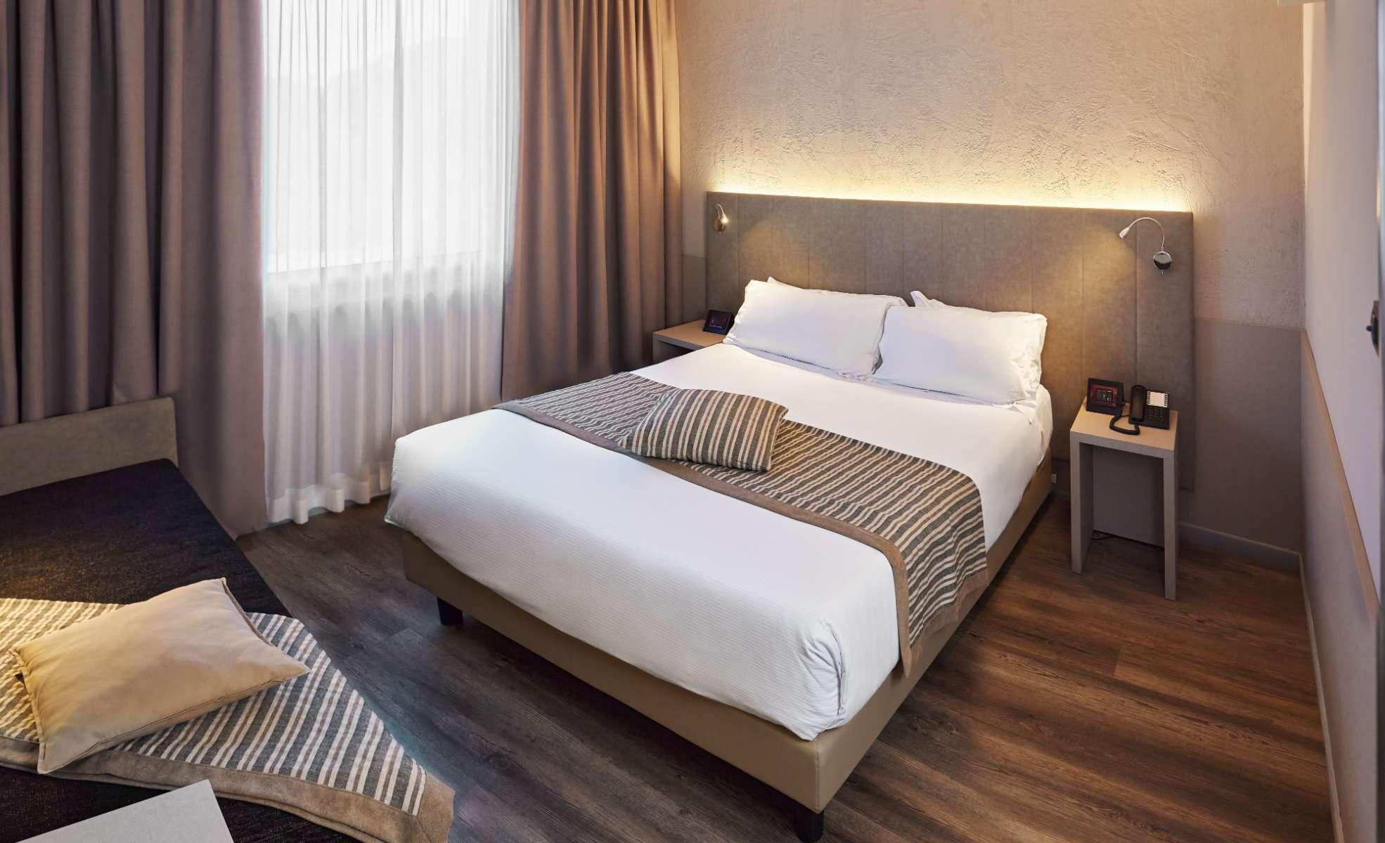 Standard Double Room  First Hotel Malpensa Somma Lombardo