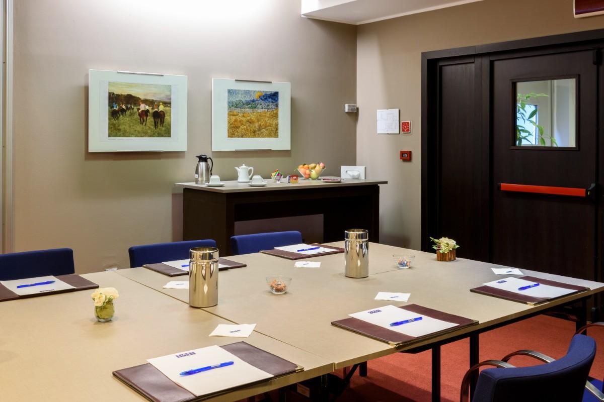   First Hotel Malpensa Somma Lombardo